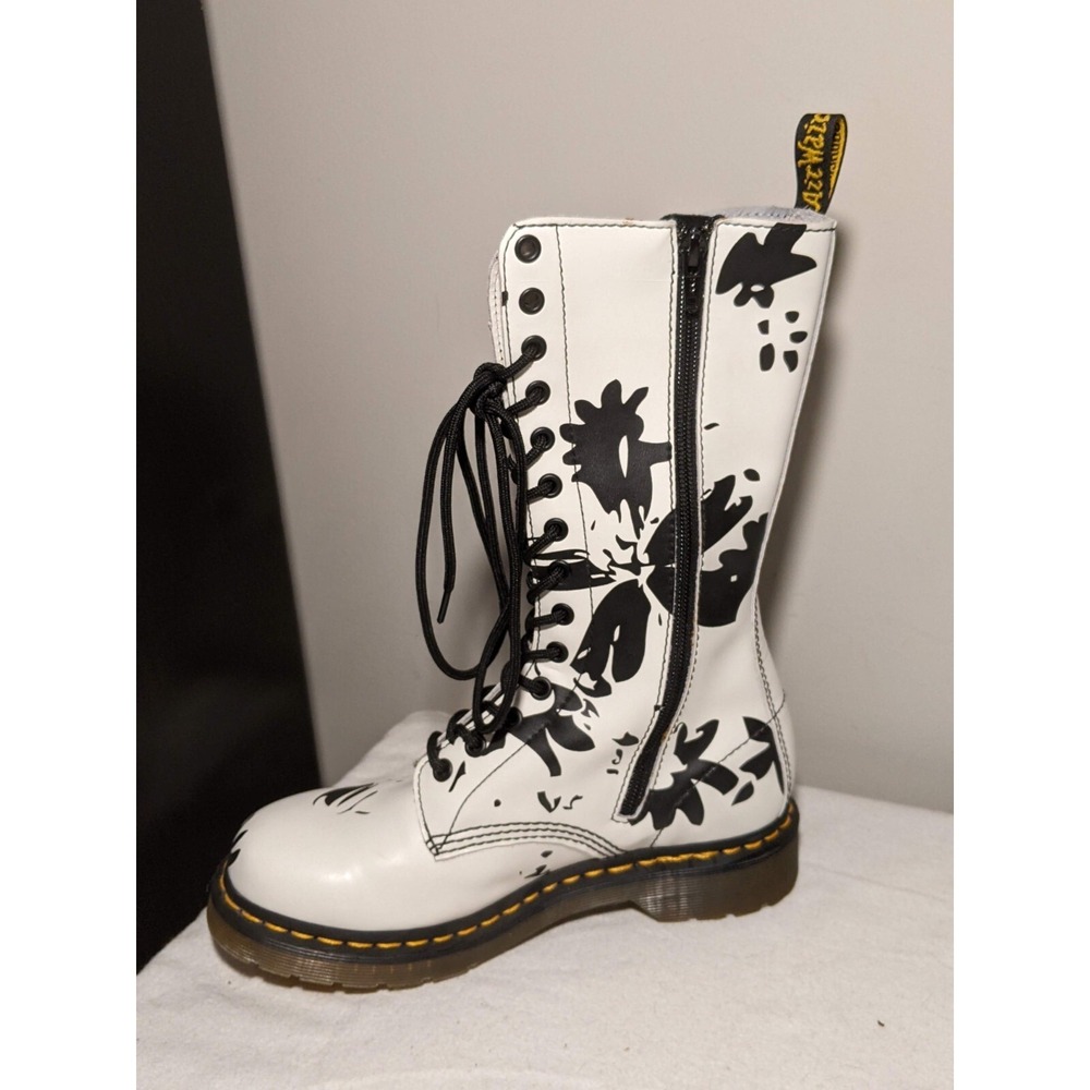 Dr Martens Petula 14 Hole Mid Calf Black White Patent Leather Boots UK 5 / US 7 - Picture 5 of 12